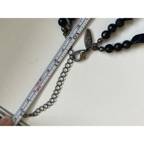 New York & Co Silver And Black Acrylic Bead Statement Necklace 20” - Picture 4 of 4